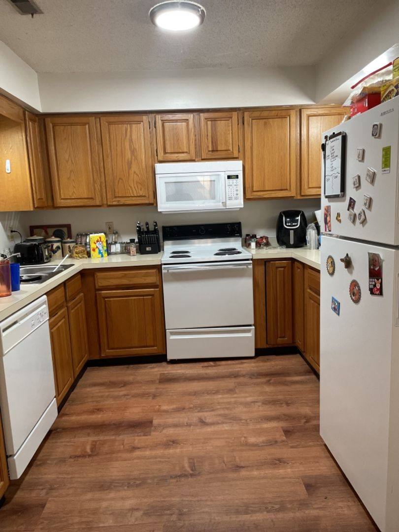 Apartment for rent at 3708-3812 W 24th St, Lawrence, KS 66047