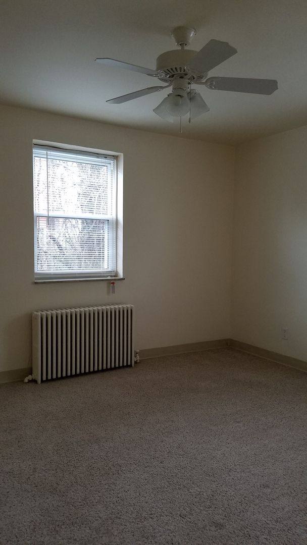 Apartment for rent at 640 Southcrest Dr, Pittsburgh, PA 15226