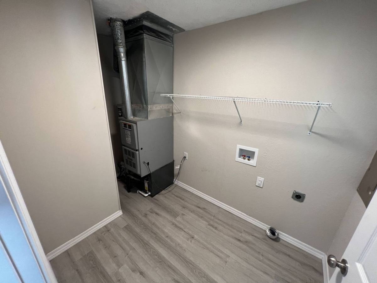 Apartment for rent at 435-437 N George Ave, Republic, MO 65738