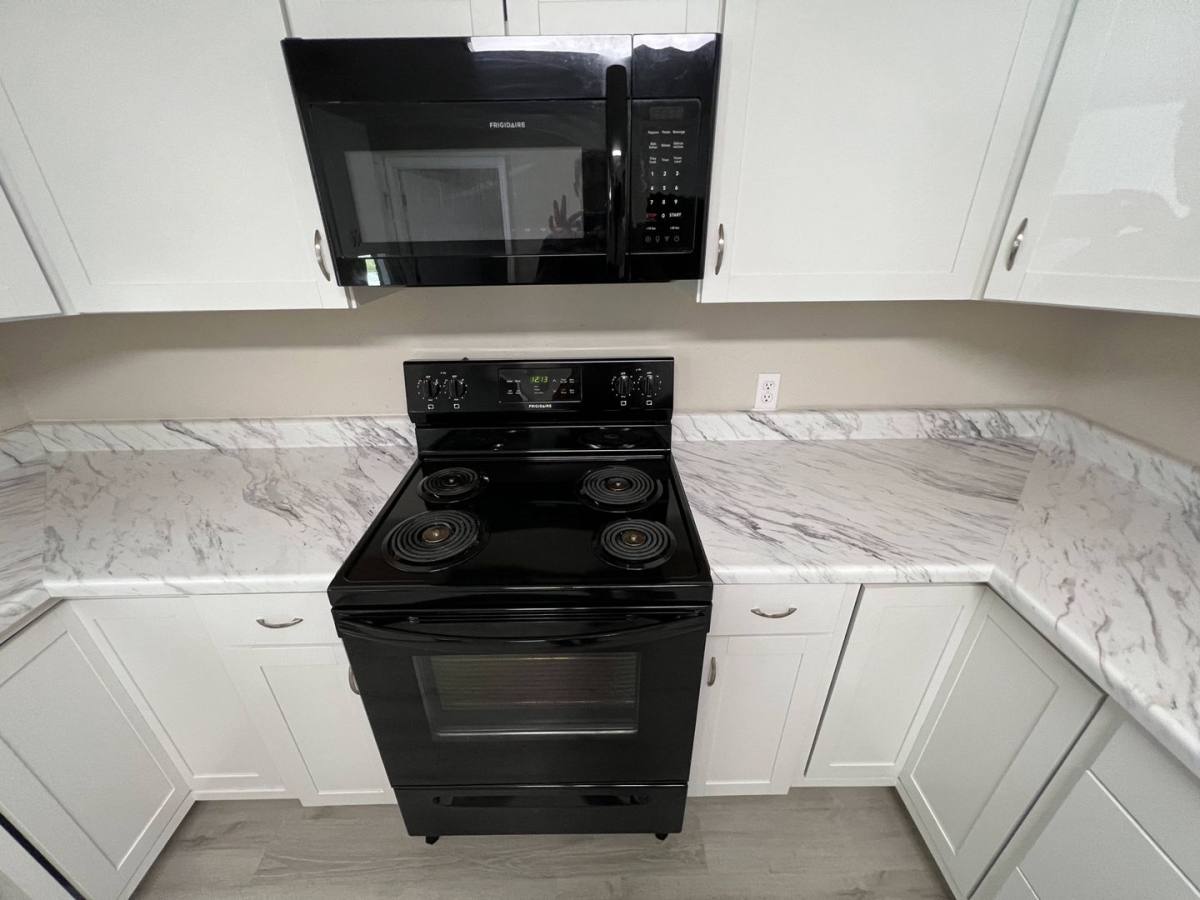 Apartment for rent at 435-437 N George Ave, Republic, MO 65738