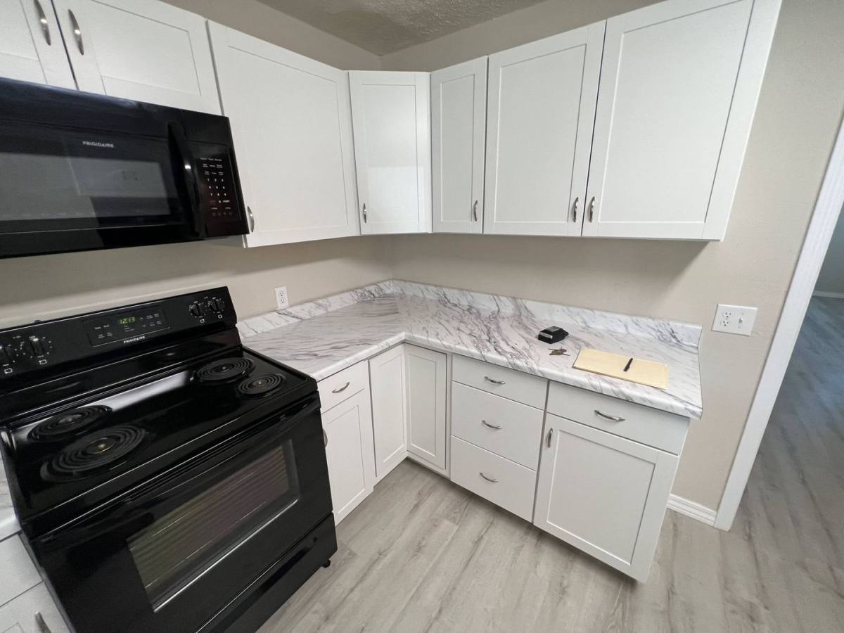 Apartment for rent at 435-437 N George Ave, Republic, MO 65738