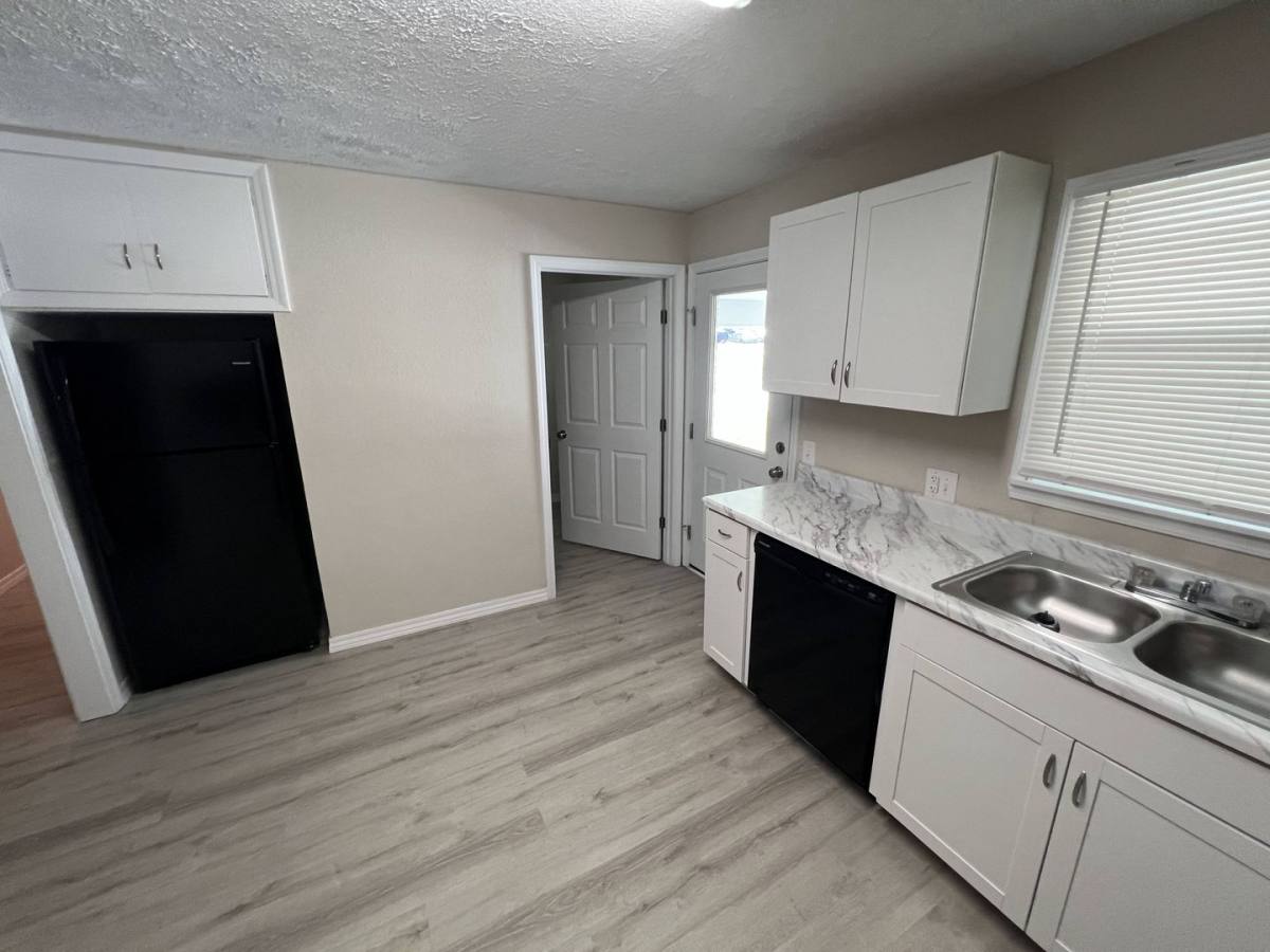 Apartment for rent at 435-437 N George Ave, Republic, MO 65738