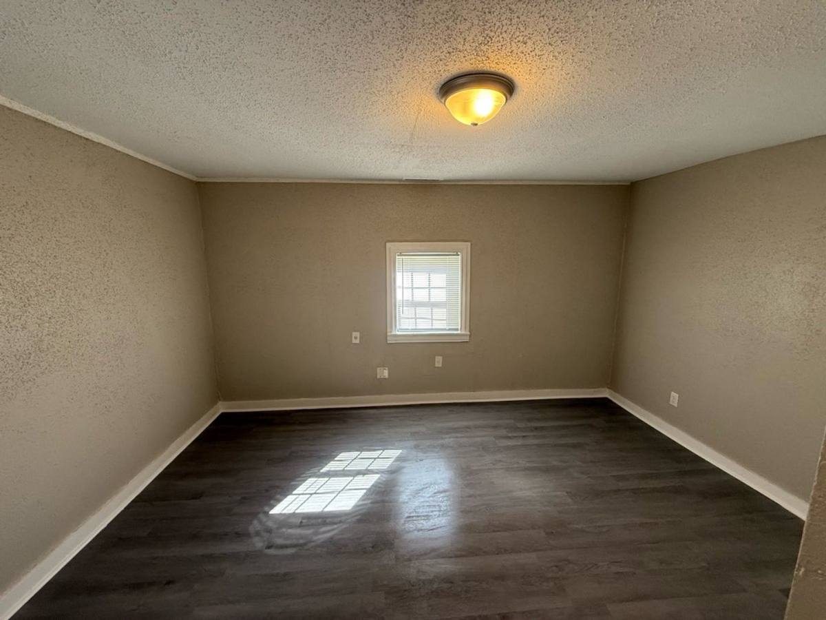 House for rent at 2673 Midland Ave, Memphis, TN 38111