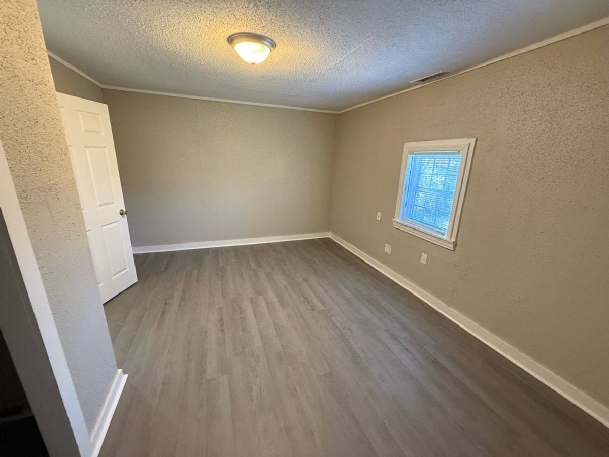 House for rent at 2673 Midland Ave, Memphis, TN 38111