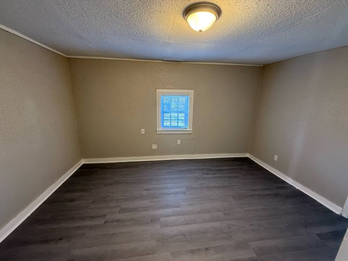 House for rent at 2673 Midland Ave, Memphis, TN 38111