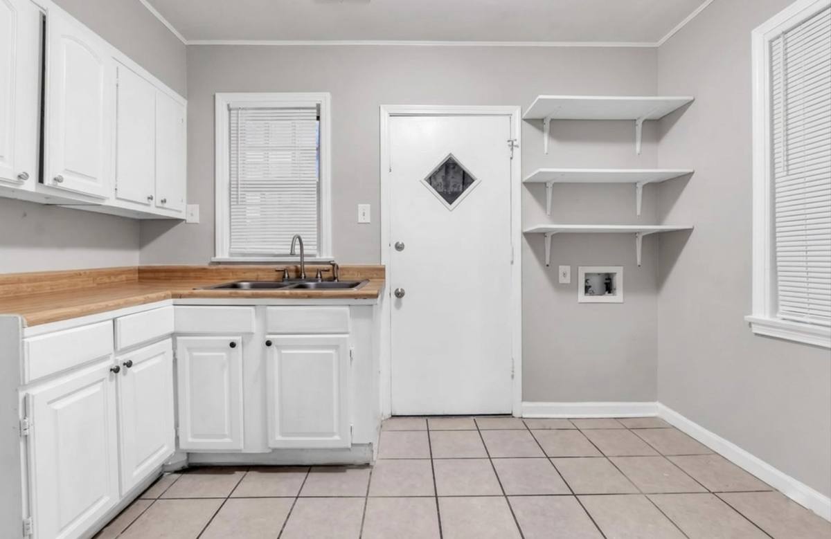 House for rent at 1017 Gordon St, Memphis, TN 38122