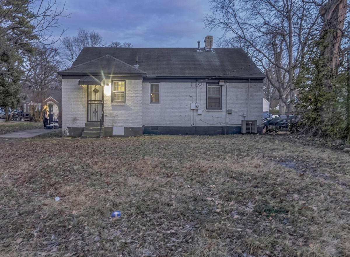 House for rent at 1017 Gordon St, Memphis, TN 38122