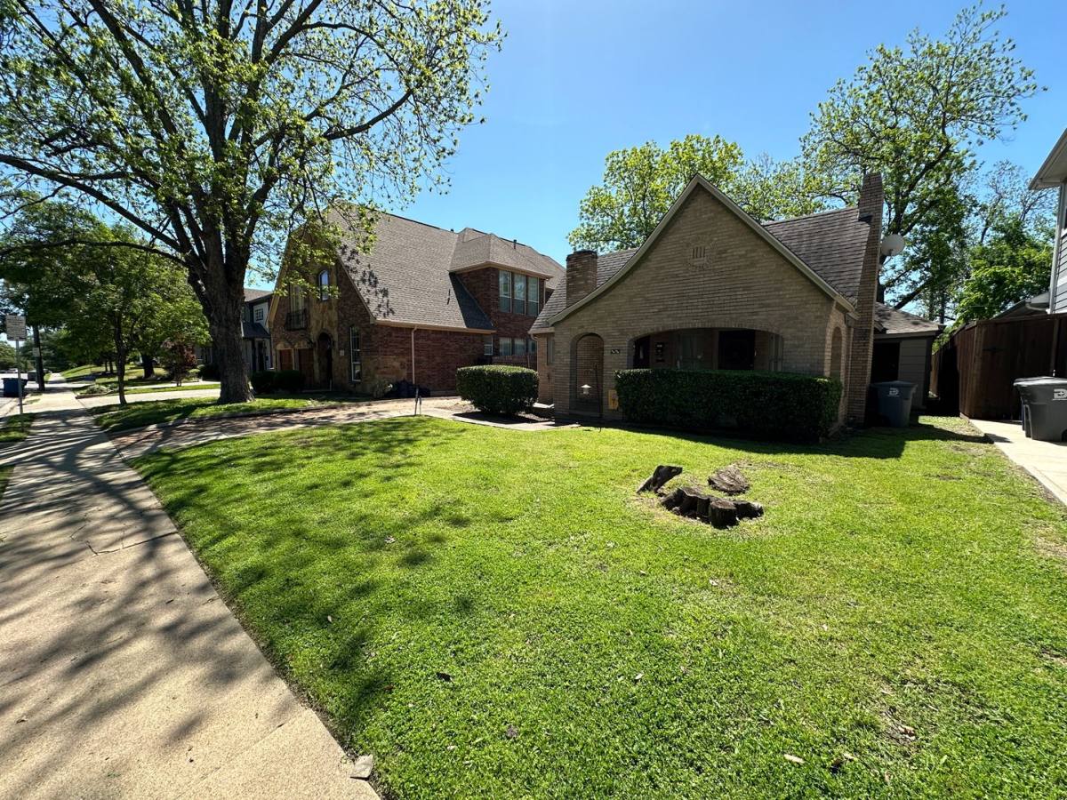 Apartment for rent at 5838-5842 Prospect Ave, Dallas, TX 75206