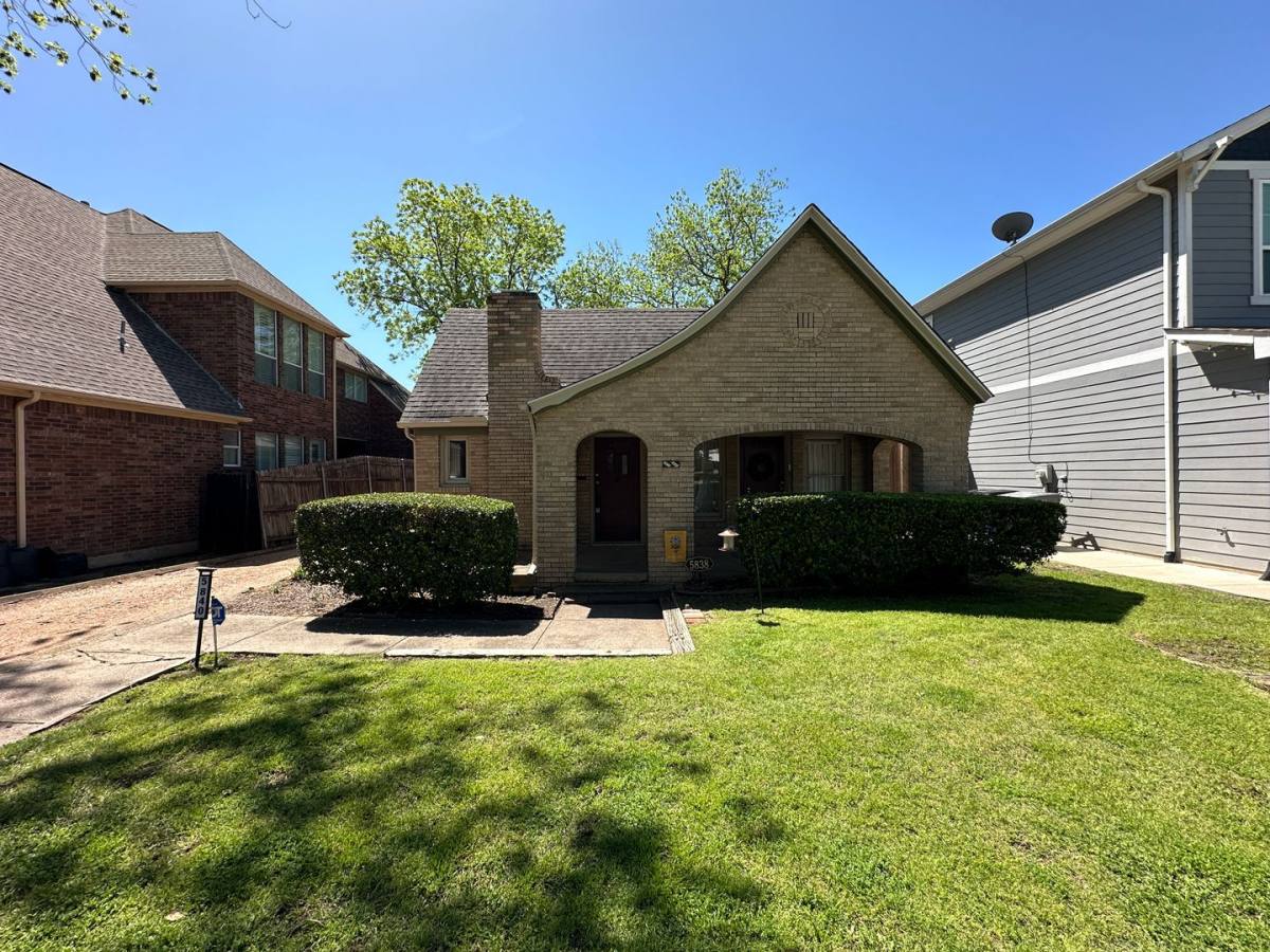 Apartment for rent at 5838-5842 Prospect Ave, Dallas, TX 75206