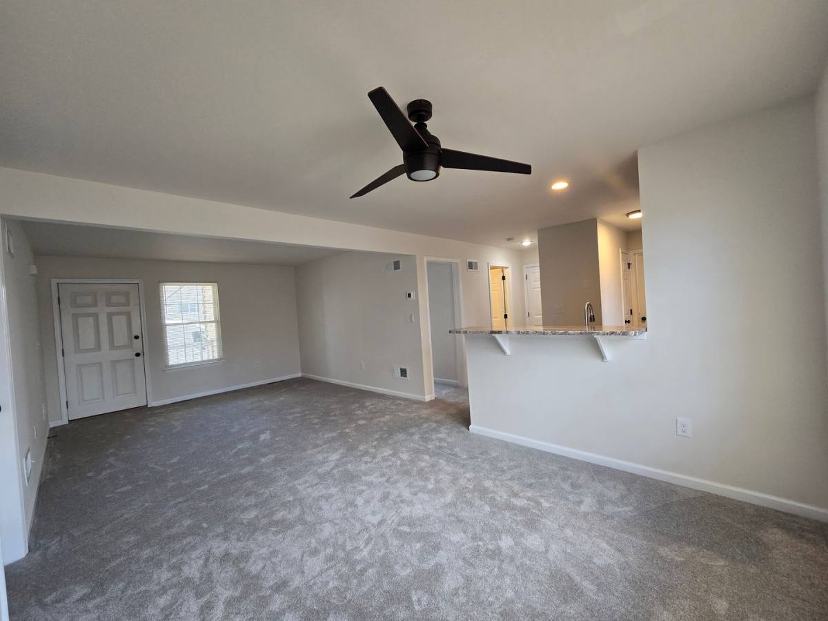 Apartment for rent at 1327-1328 N 16th St, Allentown, PA 18102