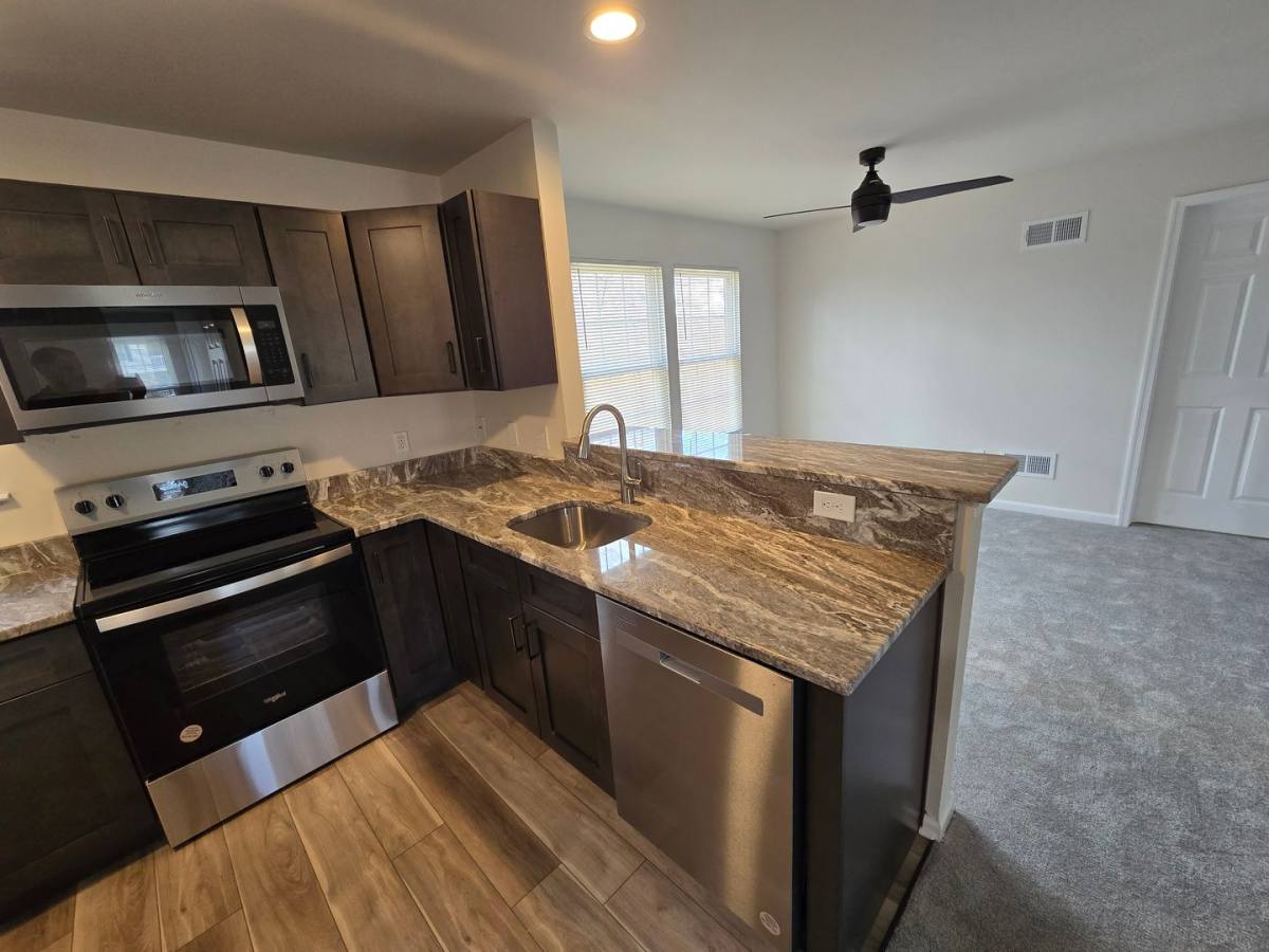 Apartment for rent at 1327-1328 N 16th St, Allentown, PA 18102