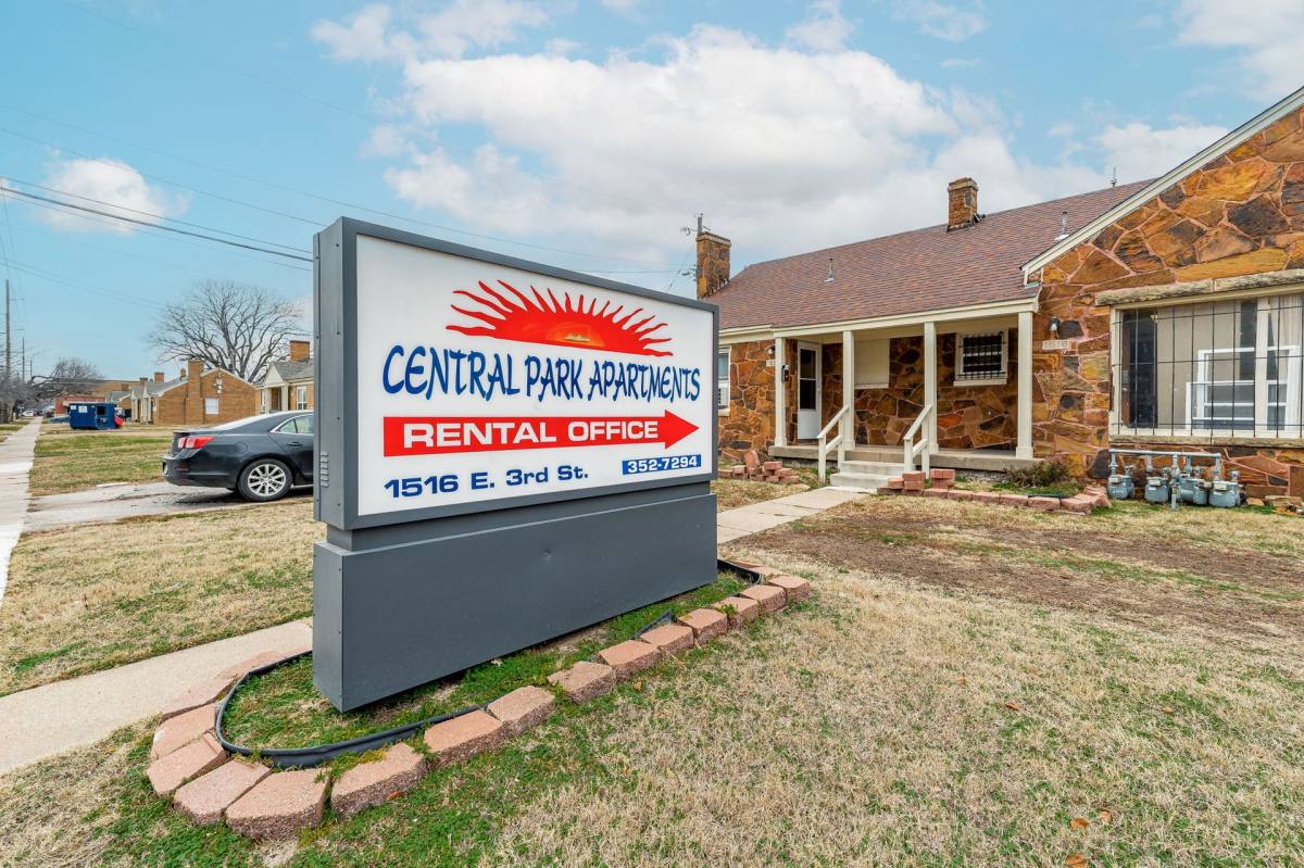 Apartment for rent at 1514-1520 E 3rd St, Wichita, KS 67214