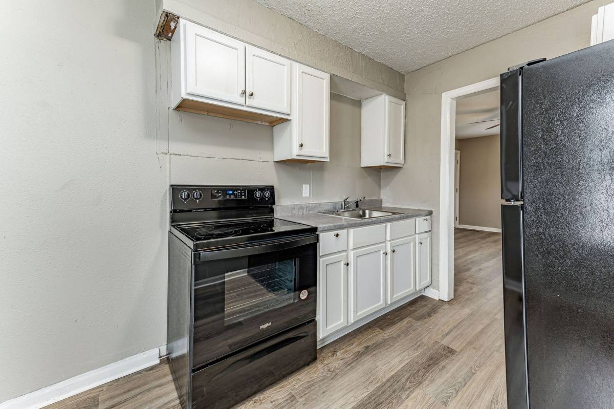 Apartment for rent at 1514-1520 E 3rd St, Wichita, KS 67214