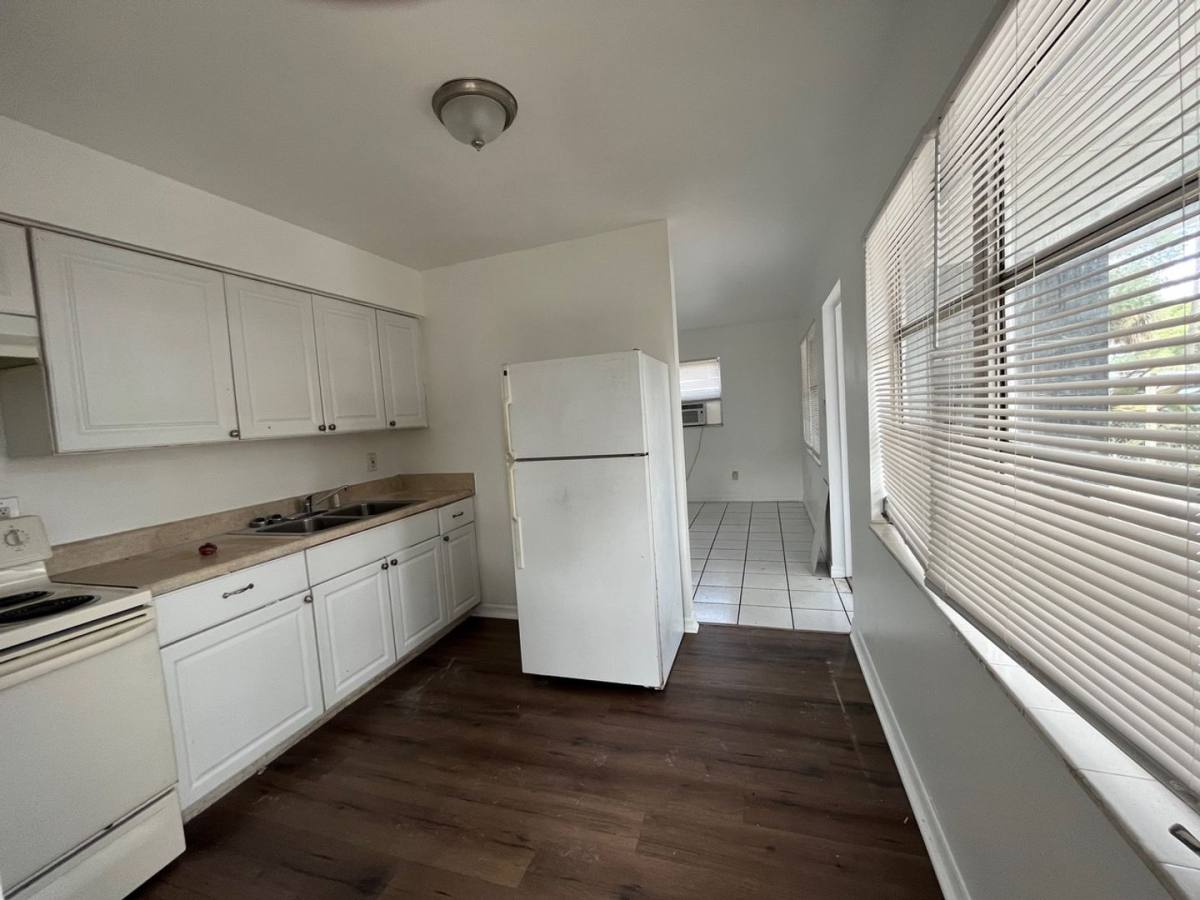 House for rent at 2821 Pershing Ave, Sarasota, FL 34234