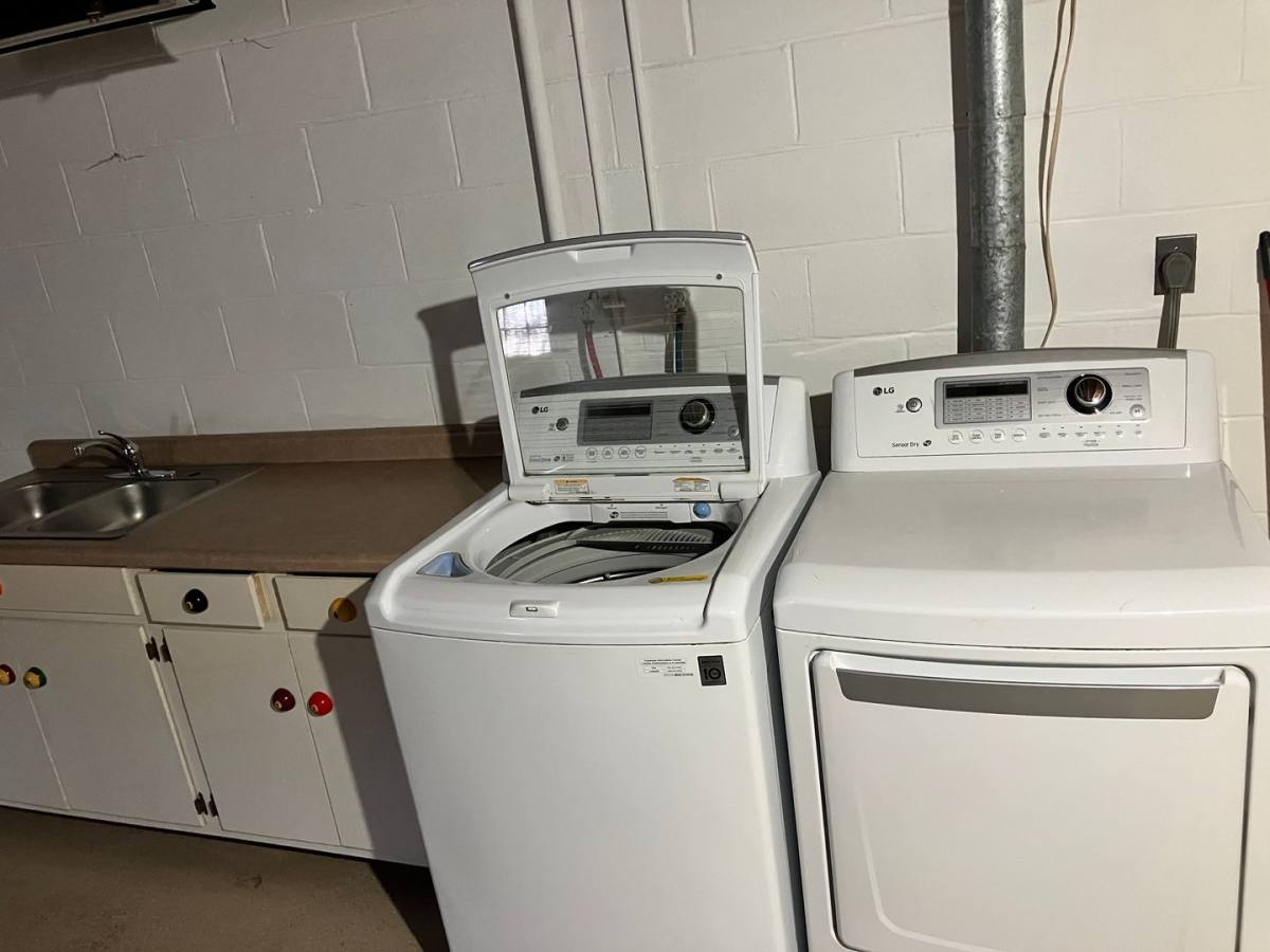 House for rent at 6285 S Old State Rd, Bloomington, IN 47401