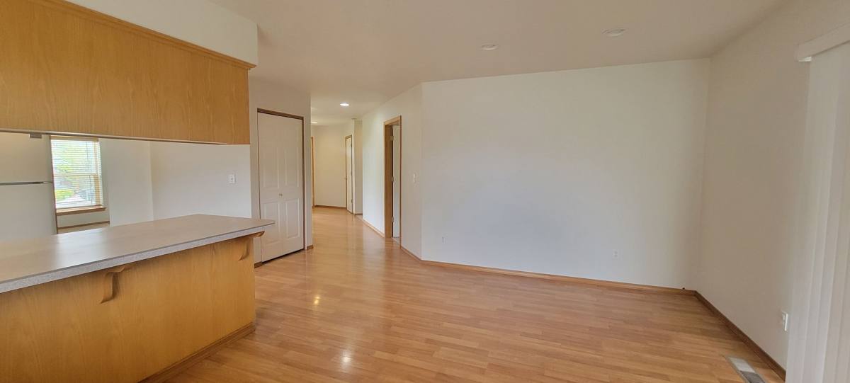 House for rent at 3267 NE Grandhaven Dr, McMinnville, OR 97128