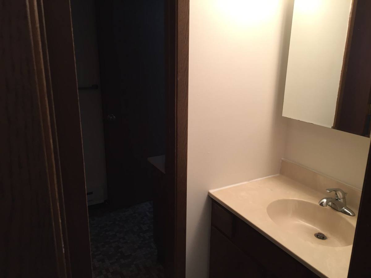 Apartment for rent at 843 Driftwood Dr, Saint Cloud, MN 56303