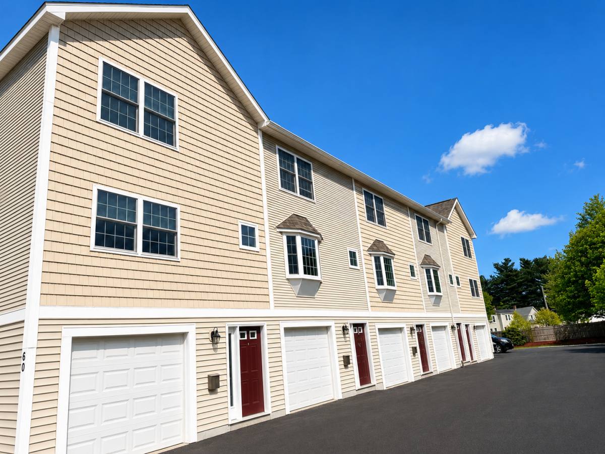 Apartment for rent at 60 Lake St, Nashua, NH 03060