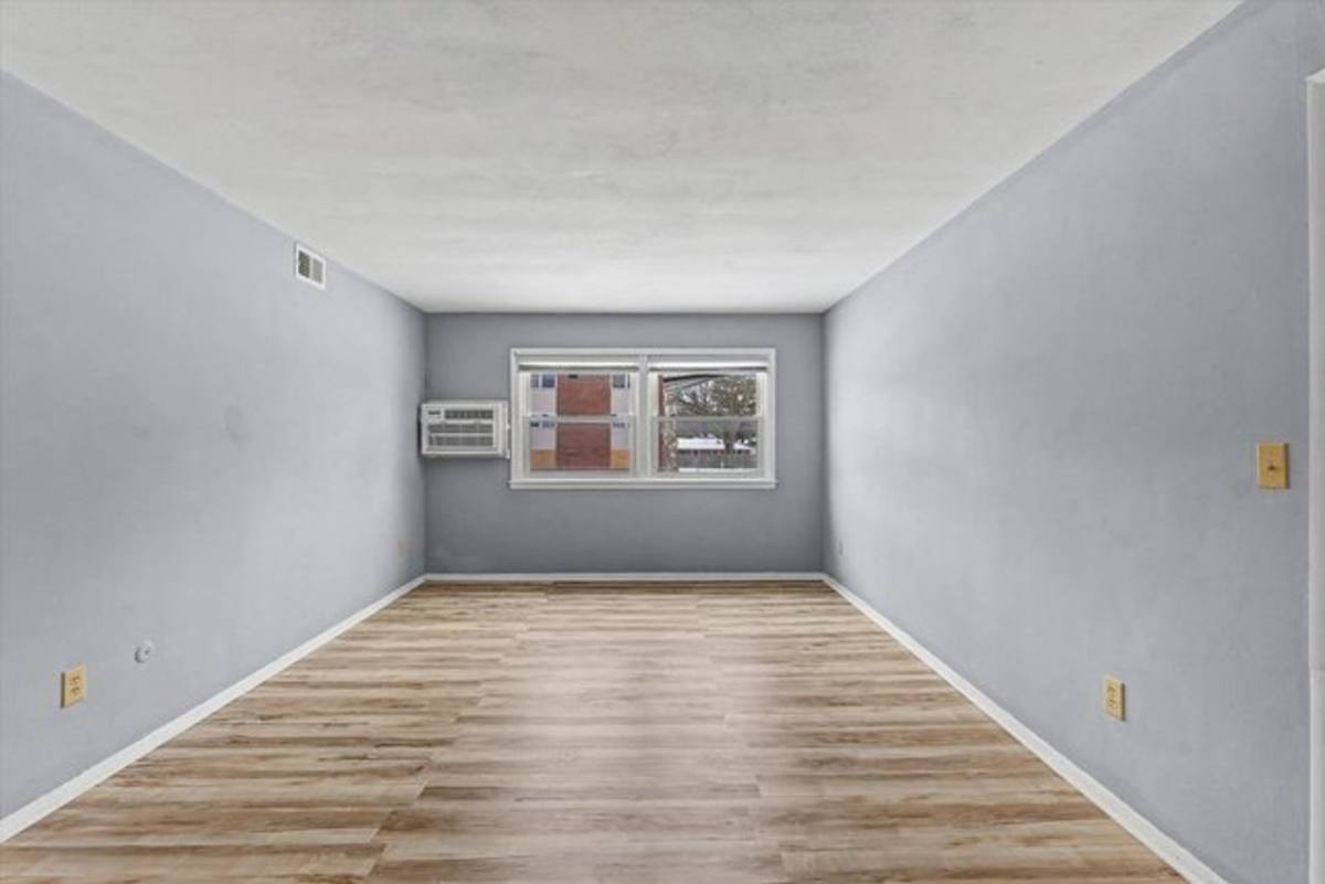 Apartment for rent at 1306 Silver St, Urbana, IL 61801
