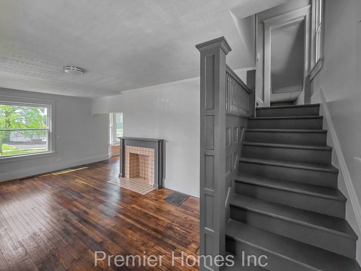 House for rent at 1309 Piedmont Ave NE, Canton, OH 44714