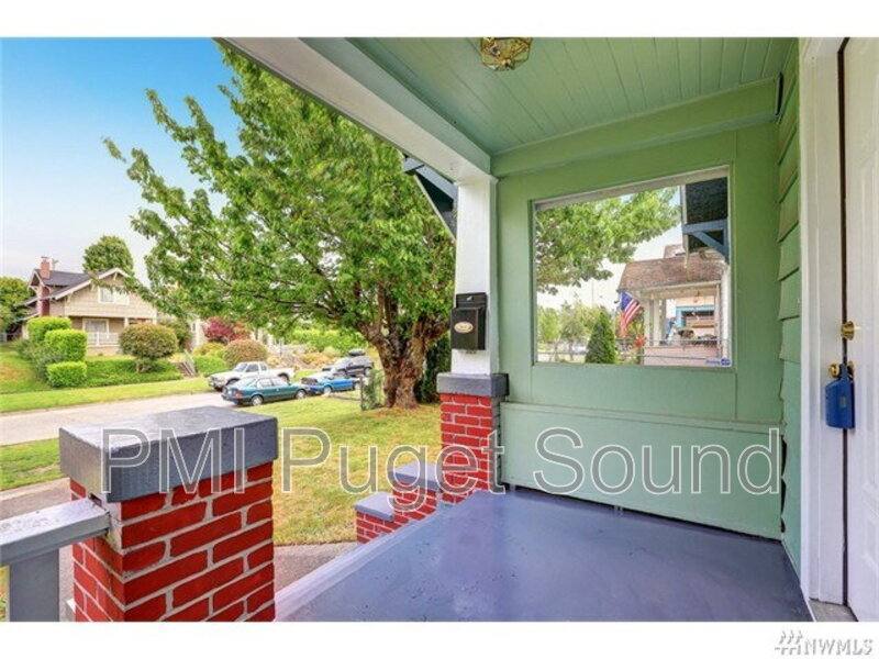 House for rent at 1108 S Ridgewood Ave, Tacoma, WA 98405