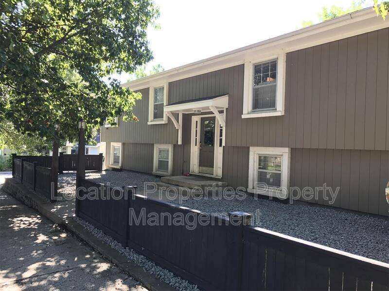 Apartment for rent at 1300 Kentucky St #4, Lawrence, KS 66044