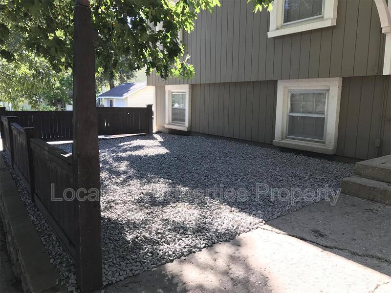 Apartment for rent at 1300 Kentucky St #4, Lawrence, KS 66044