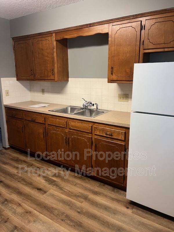 Apartment for rent at 1300 Kentucky St #4, Lawrence, KS 66044
