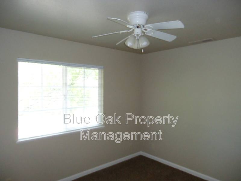 Apartment for rent at 925 Oak Lawn Ave #2, Chico, CA 95926