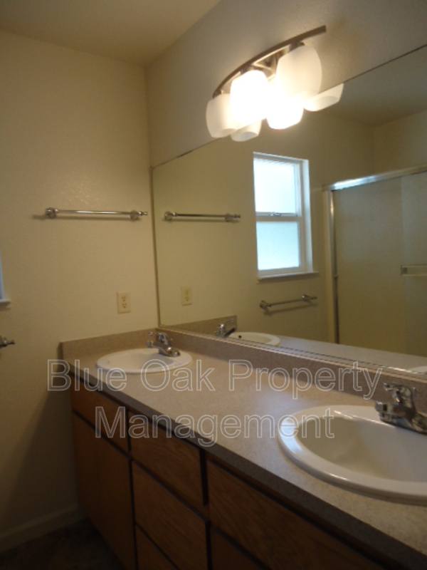Apartment for rent at 925 Oak Lawn Ave #2, Chico, CA 95926