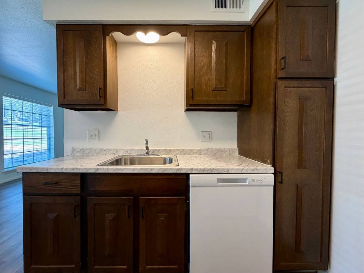 House for rent at 6806 S Toledo #305, Tulsa, OK 74136