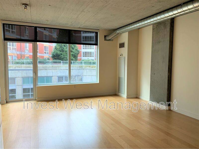 House for rent at 1926 W Burnside St #204, Portland, OR 97209
