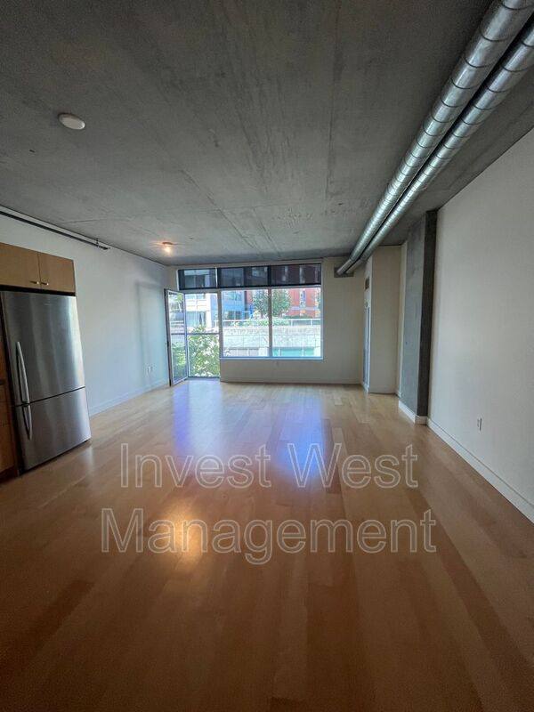 House for rent at 1926 W Burnside St #204, Portland, OR 97209