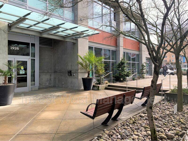 House for rent at 1926 W Burnside St #204, Portland, OR 97209