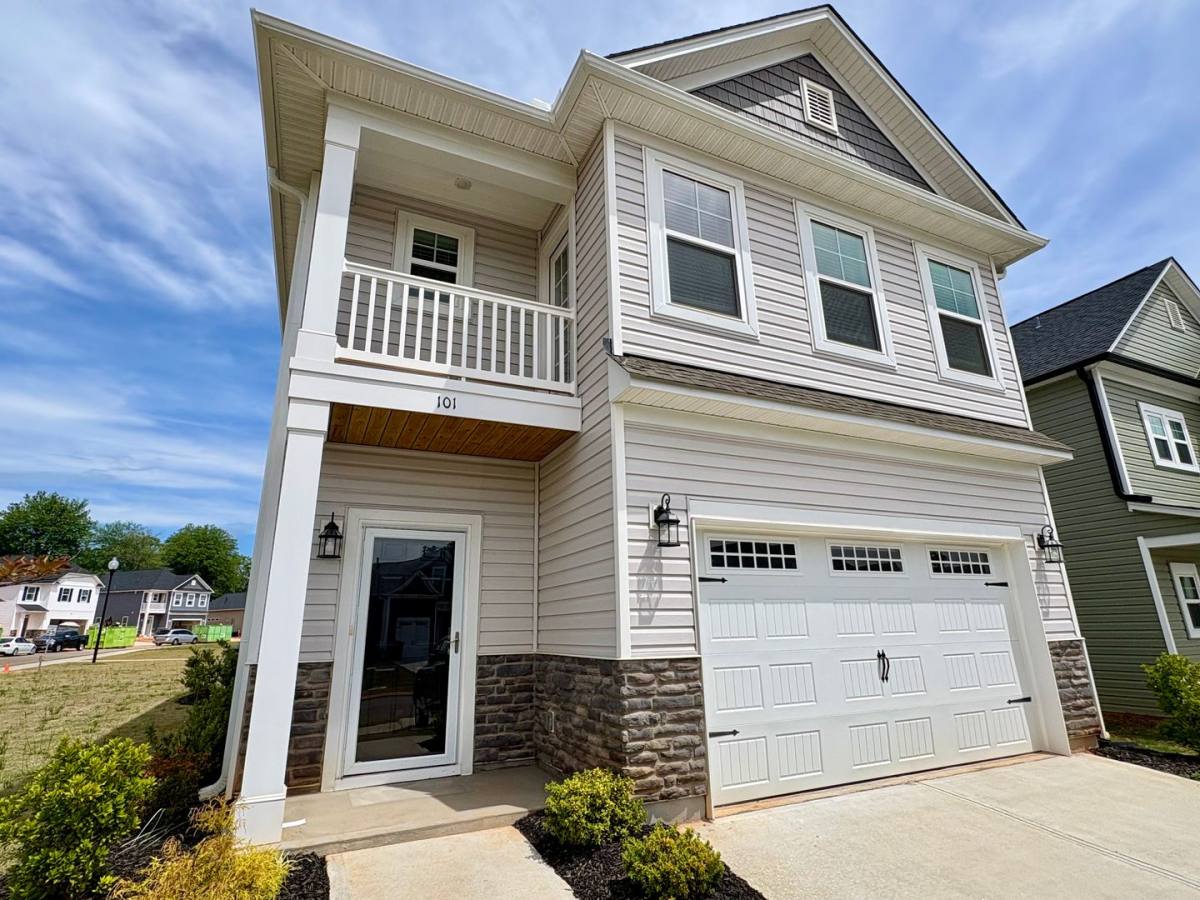 House for rent at 101 Brown Circle, Easley, SC 29642