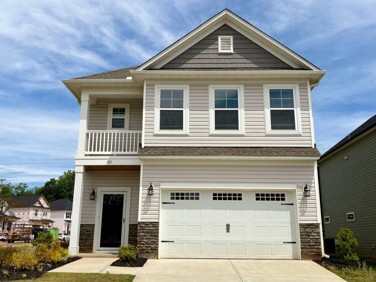 House for rent at 101 Brown Circle, Easley, SC 29642