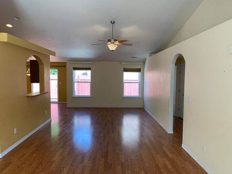 House for rent at 5708 Ochoco Lane, Pasco, WA 99301