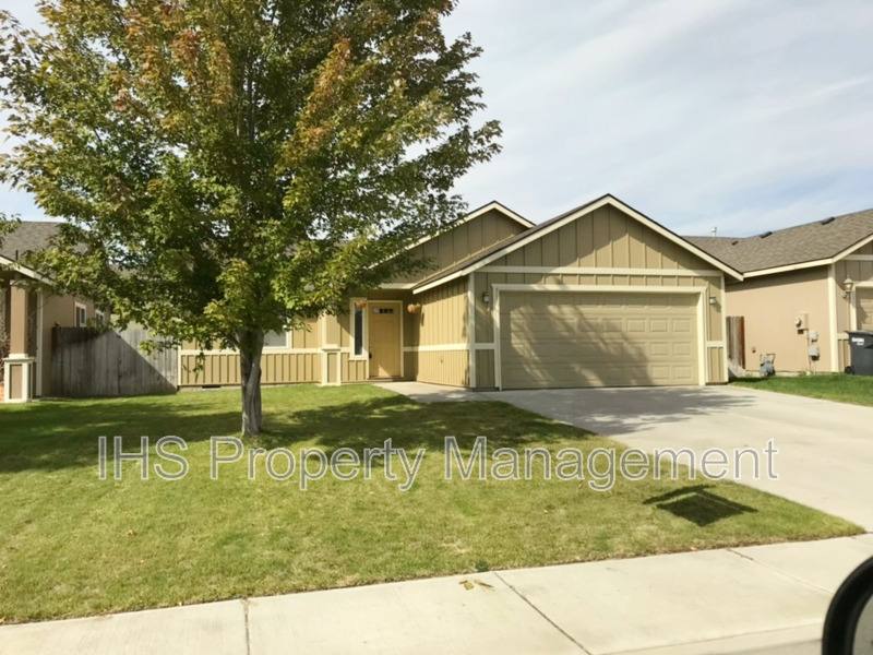 House for rent at 5718 Westport Lane, Pasco, WA 99301