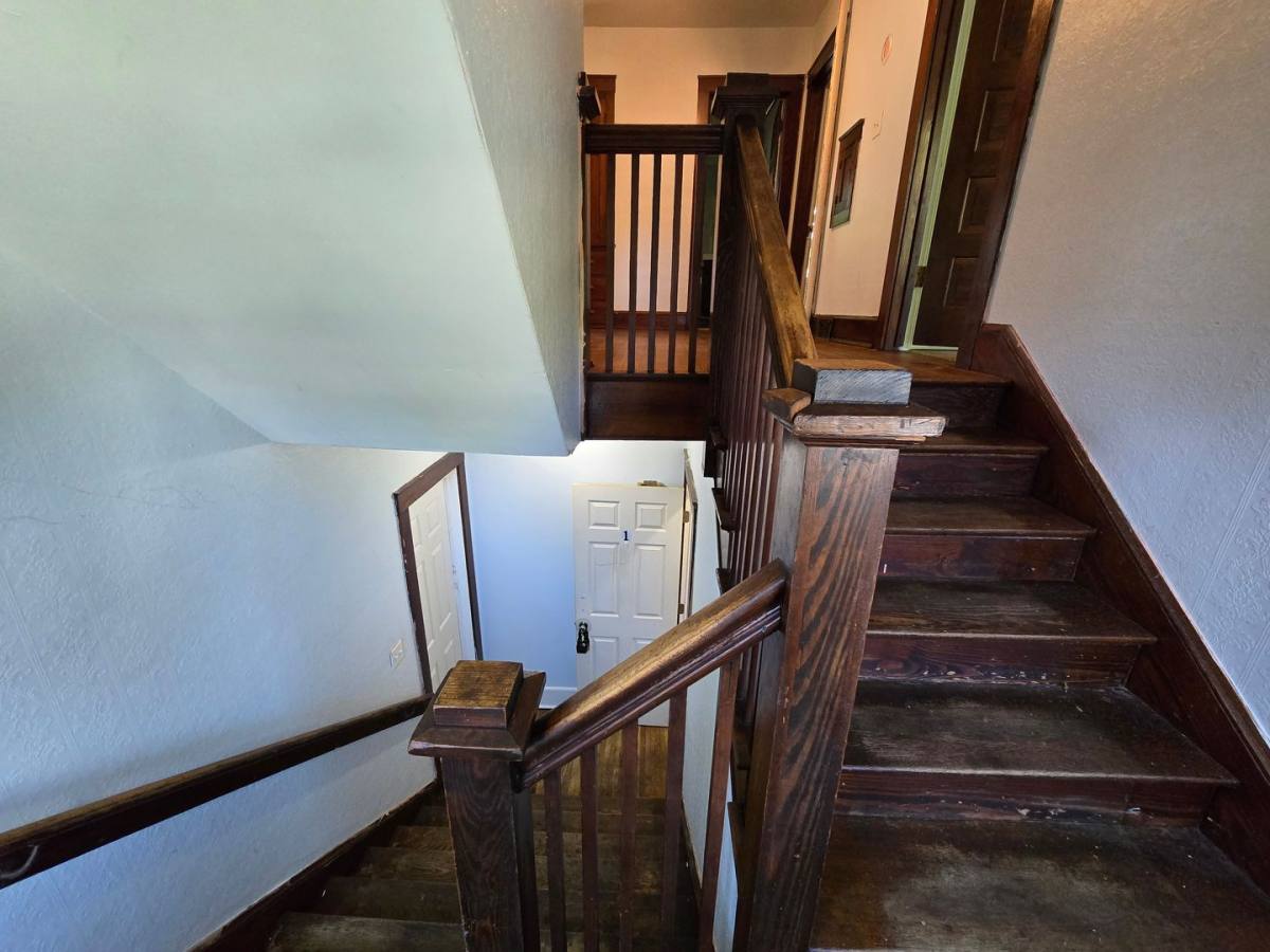 Apartment for rent at 610 N McLean, Bloomington, IL 61701