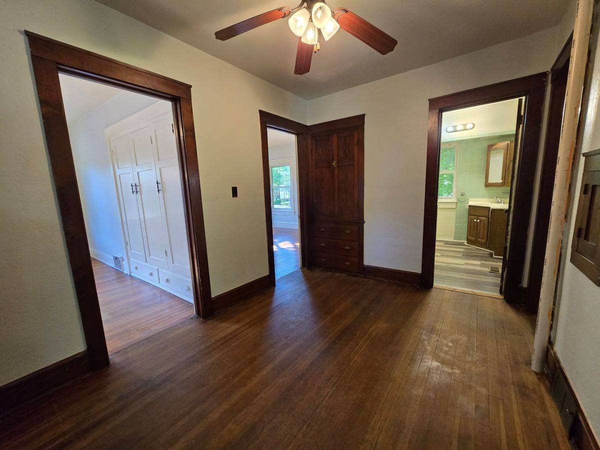 Apartment for rent at 610 N McLean, Bloomington, IL 61701