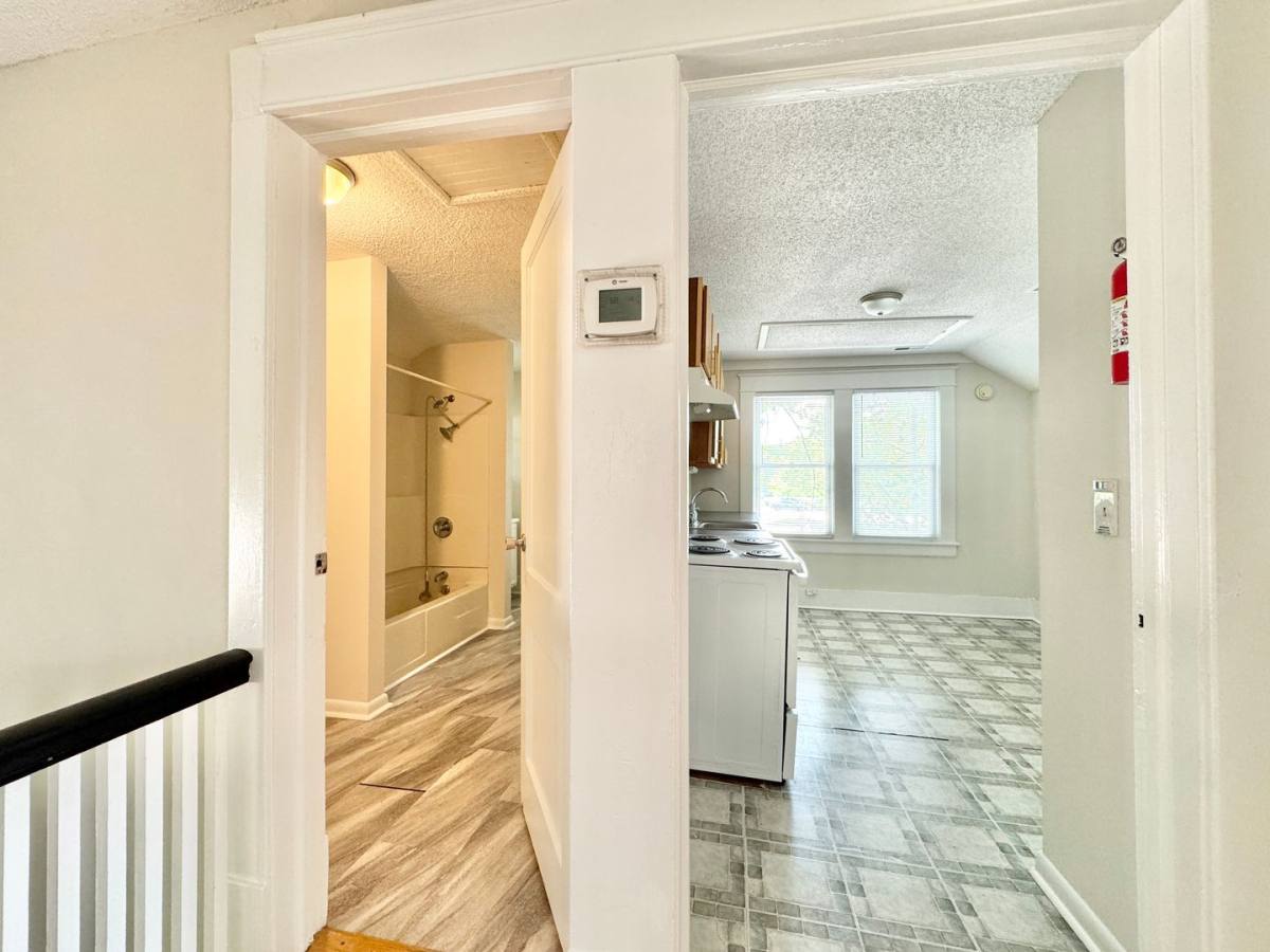 House for rent at 912 Union St #B, Greensboro, NC 27403