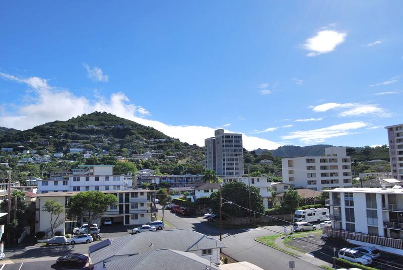 Apartment for rent at 1718 Anapuni St #502, Honolulu, HI 96822