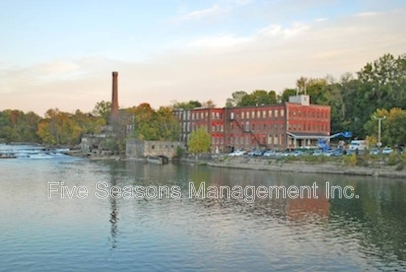 Apartment for rent at 9 Chase St #1, Burlington, VT 05401