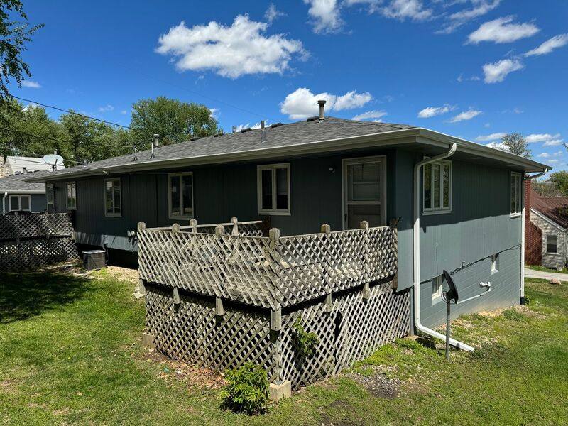 House for rent at 5136 Poppleton Ave, Omaha, NE 68106