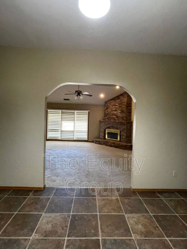 House for rent at 605 E Babcock Ave, Visalia, CA 93292