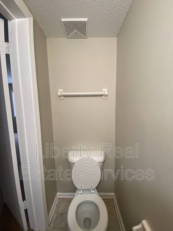 Apartment for rent at 744 Elaine St, Hinesville, GA 31313
