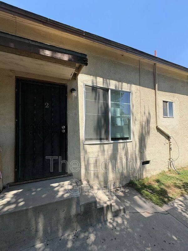 Apartment for rent at 337 N H St #2, Tulare, CA 93274