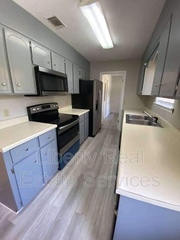 House for rent at 105 Maid Marian Court, Hinesville, GA 31313