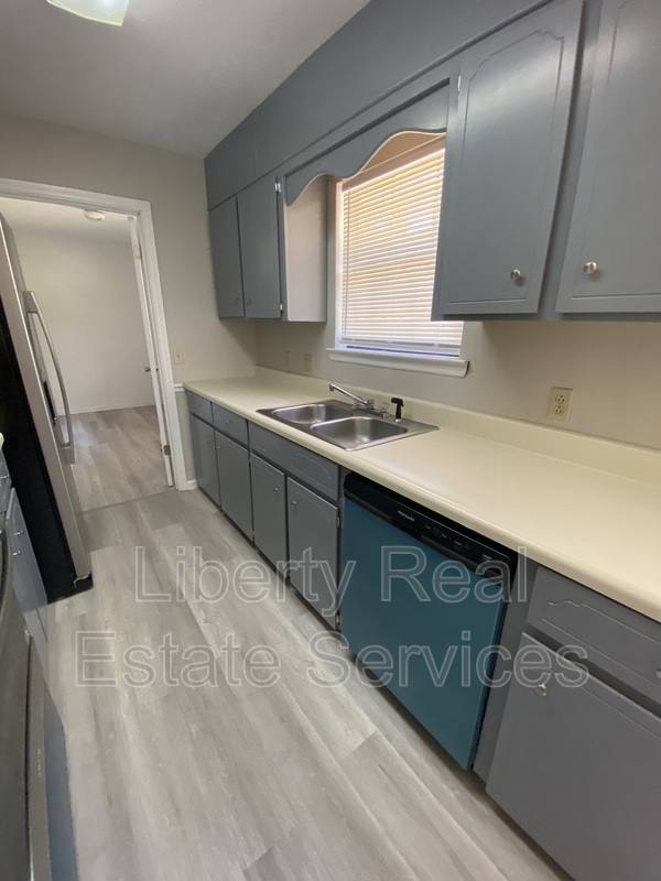 House for rent at 105 Maid Marian Court, Hinesville, GA 31313