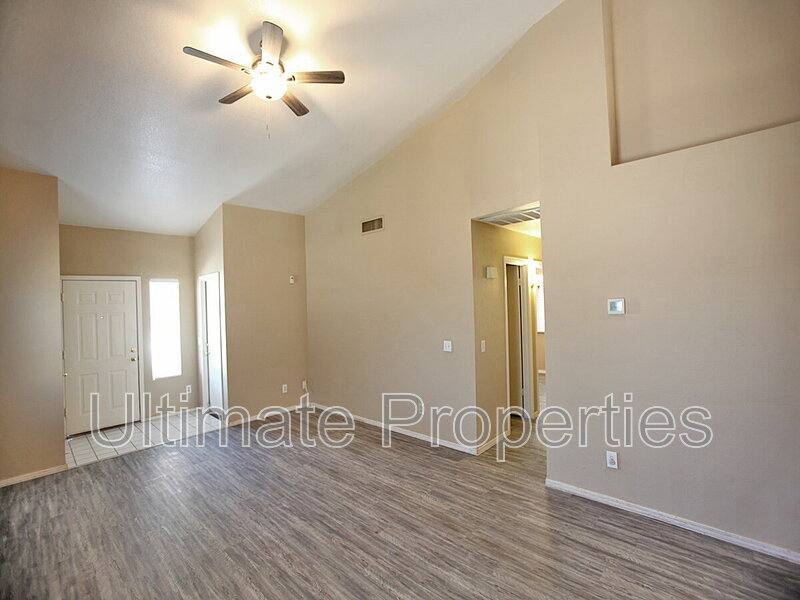 House for rent at 9903 N 77th Ave, Peoria, AZ 85345